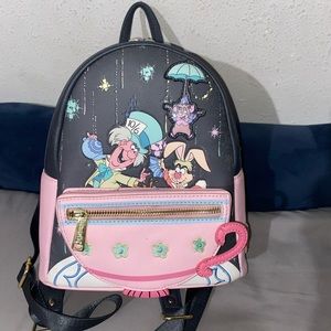 Disney! Alice in Wonderland!